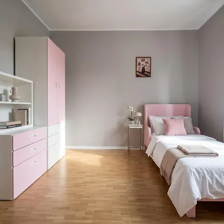 Skylineresidence Jerozolimskie 公寓 *